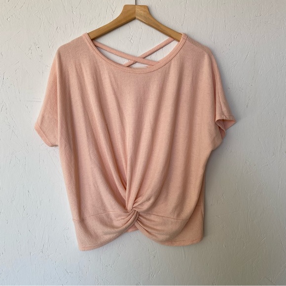 Love Wins blouse - Picture 2 of 7